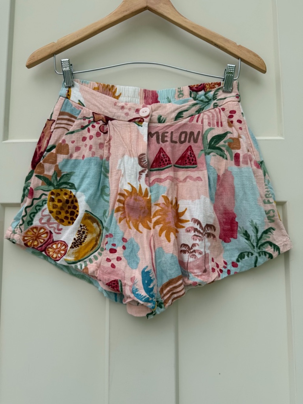 High-Waist Pink Coastal Tropical Fruit Print Women’s Shorts Lined size Small